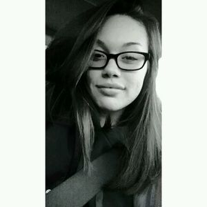 Meet your Posher, Hailey